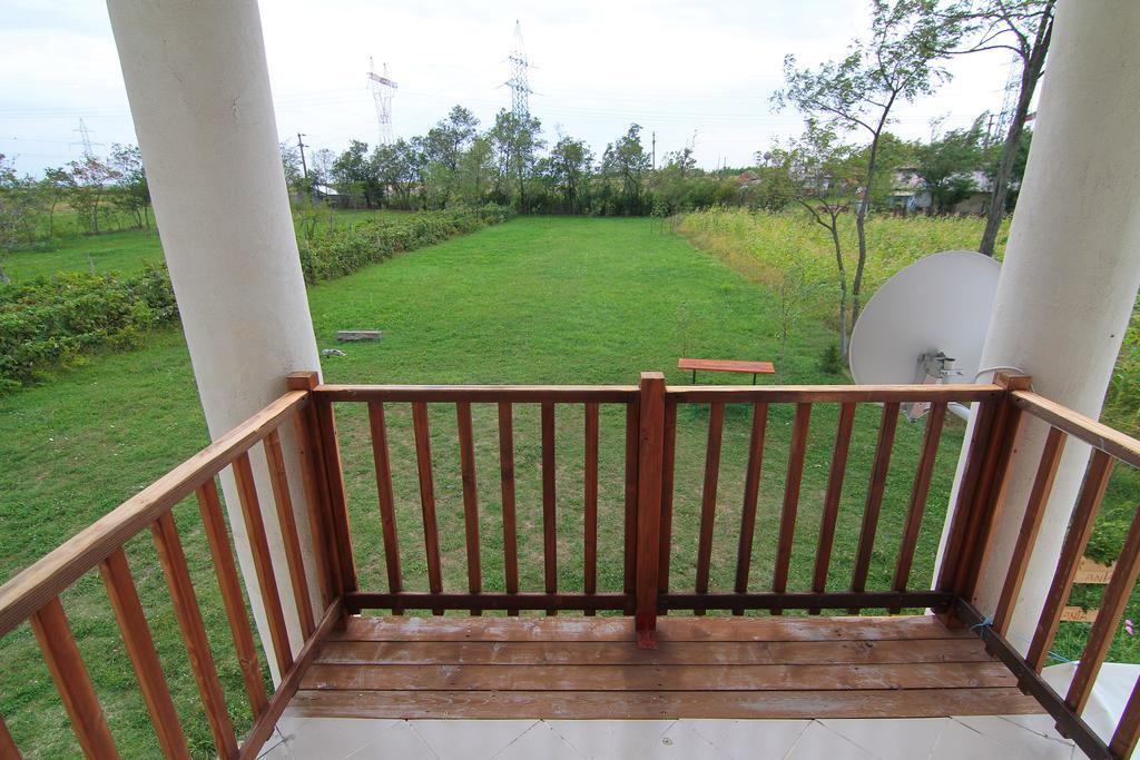 Belegania Villa Oarja Екстериор снимка